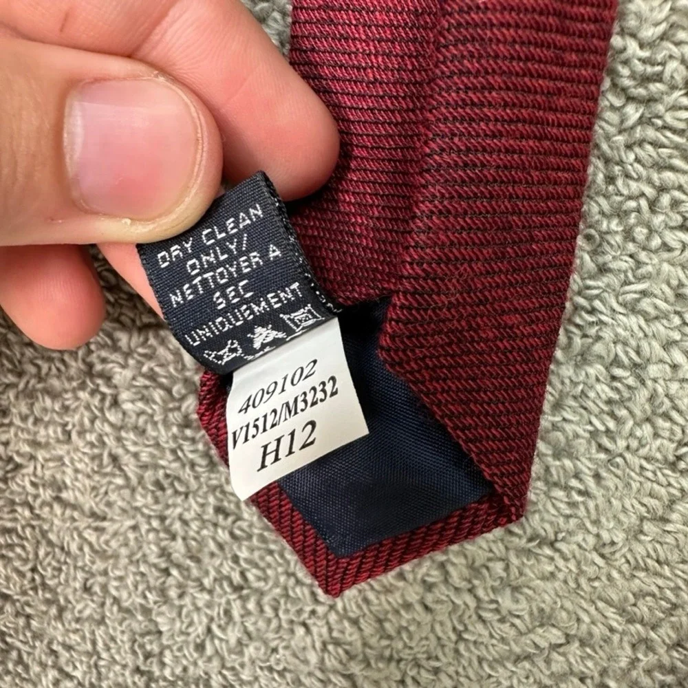 Lands End Mens Burgundy Red Silk Wool Blend Textured Weave Necktie V1512/M3232